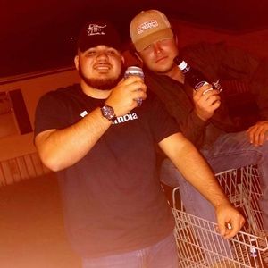 Meet your Posher, Victor